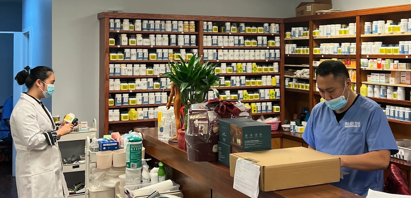 Hua Ren Tang acupuncture clinic clean treatment room Flushing NY